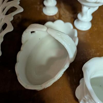 Vintage Westmoreland Glass White Milk Glass Dishes (B)