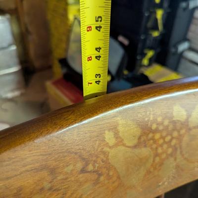 Vintage Nichols & Stone Mid Century Classic Oak Rocking Chair (B)