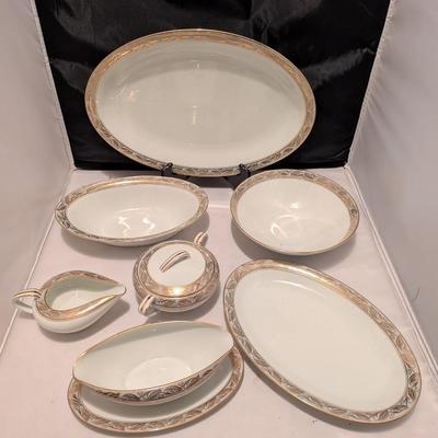Noritake China Japan Pattern GRETA 5272 Serving Dishes (B)