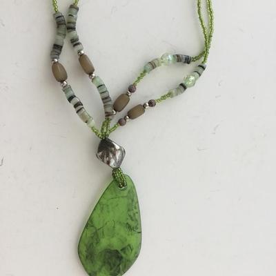 Unmarked green statement necklace