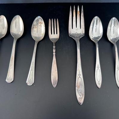 Miscellaneous Silverware (7 pcs)