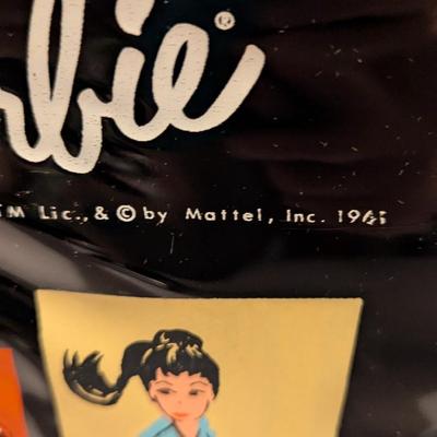 1960's Mattel Ponytail Barbie Carrying Case With Accessories #2 (B)