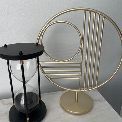 Sand Timer and gold circle decor