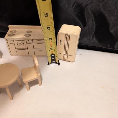 Strombecker Cream Wooden Kitchen Dollhouse Furniture - A (B)