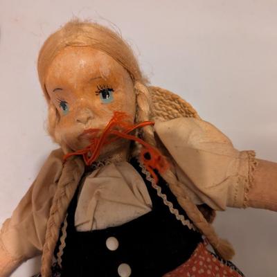 Vintage Collectible Dolls 1960's & The Sun Rubber Co. Doll - D (B)