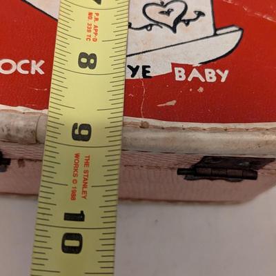 Vintage Doll Carrying Case (B)