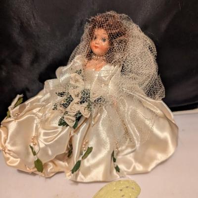 Asian Doll Beatles Doll Porcelain Bride Doll Native American Doll (B)