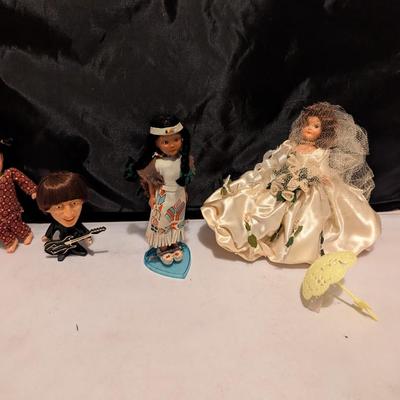 Asian Doll Beatles Doll Porcelain Bride Doll Native American Doll (B)