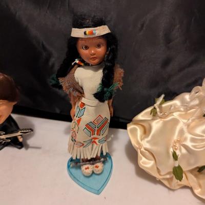 Asian Doll Beatles Doll Porcelain Bride Doll Native American Doll (B)