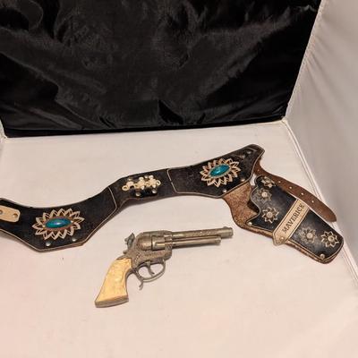 Maverick Toy Gun & Holster (B)