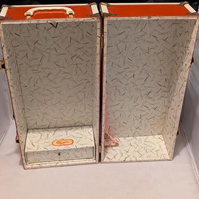 Vintage New England Cass Toys 1950s Metal Doll Trunk Case (B)
