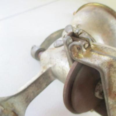 Vintage Meat Grinder (G)