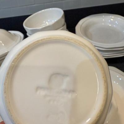 Pfaltzgraff set of dishes, bowls, platters and more!