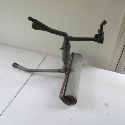 Vintage Buckner MFG Co. Turf Rolling Lawn Sprinkler (G)