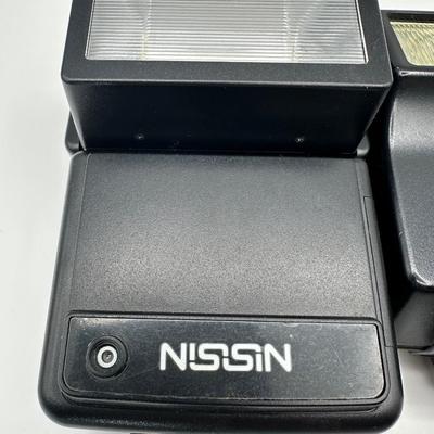 Sale Photo Thumbnail #337: Camera flash lot 

Untested