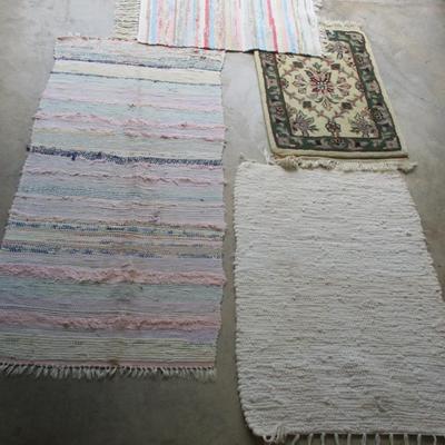 Vintage Mats & Runners (G)