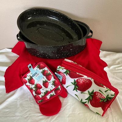 NEW Speckled Roasting 15” Pan, Hot pads, Mitts, Dish cloths