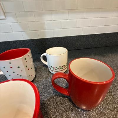 4 holiday mugs