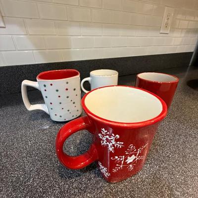4 holiday mugs
