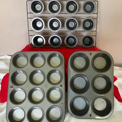 Cupcake/Muffin Pans, New Popover Pan