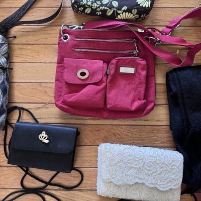 Collection of Women’s Shoes and Accessories - Shoe Size 8-9W (B2-DZ)