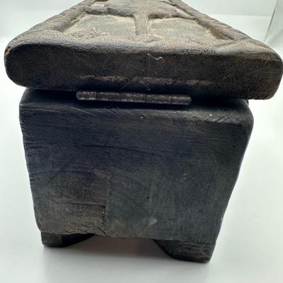 Vintage Indonesian Wooden Betel Nut (areca nut) Pestle Box