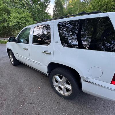 LOT 2007 Chevy Tahoe LTZ