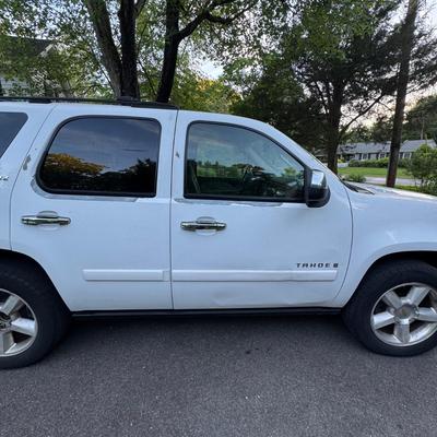LOT 2007 Chevy Tahoe LTZ