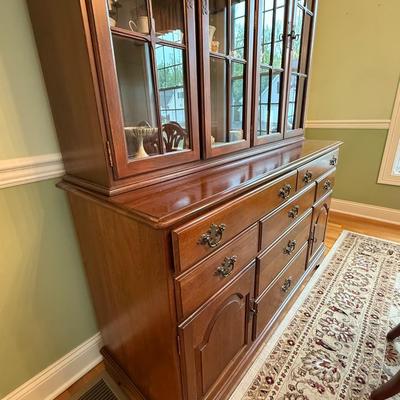 Ethan Allen china cabinet