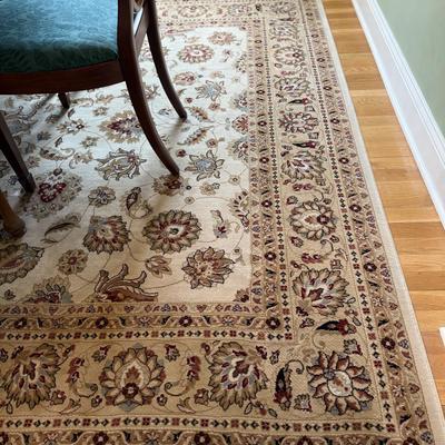 Welbourne ivory and beige rug 7.7 x 10.6
