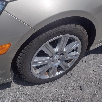 2012 Mercedes E350 Gas Powered Four-Door Sedan 78,990 Miles