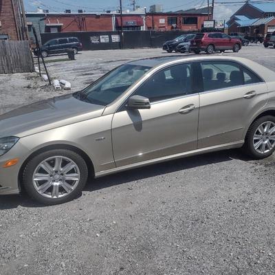 2012 Mercedes E350 Gas Powered Four-Door Sedan 78,990 Miles