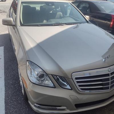 2012 Mercedes E350 Gas Powered Four-Door Sedan 78,990 Miles