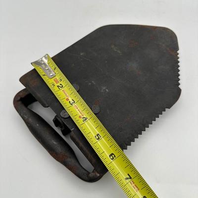 Sale Photo Thumbnail #468: Folding camp shovel