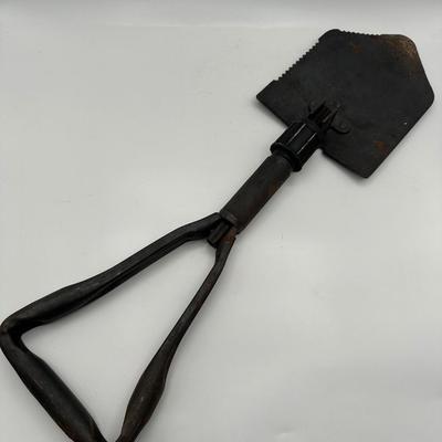 Folding Camp / Army Shovel