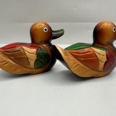 Wooden Mandarin Duck Statues Hand Painted