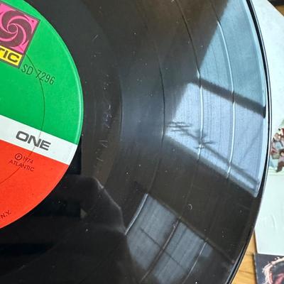 Sale Photo Thumbnail #571: Record Lot