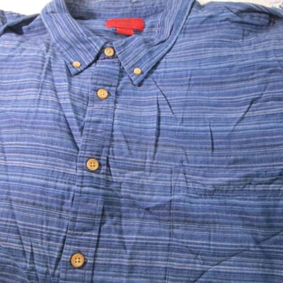 2 men's shirts, short-sleeved, size 4XL