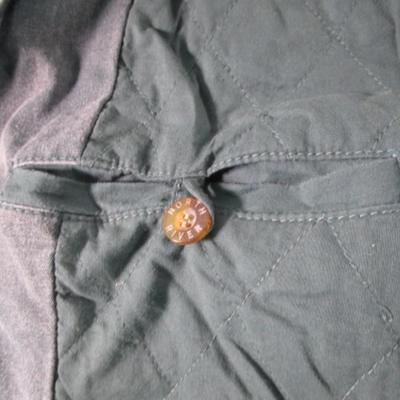 2 men's vests, size 4XL