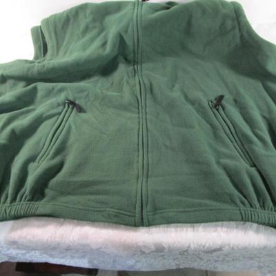 2 men's vests, size 4XL