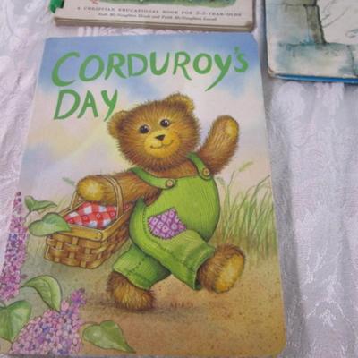5 Children's board & pop-up books