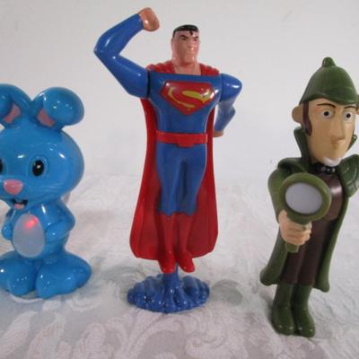 13 Toy figurines