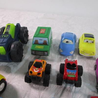 20 Toy vehicles, 7 are wooden