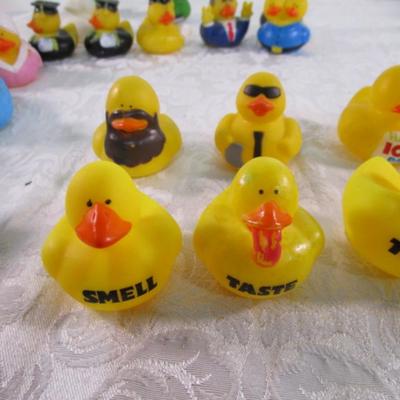 5 senses rubber ducks, 5 misc. rubber ducks