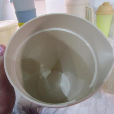 Tupperware containers