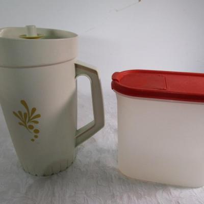 Tupperware containers