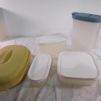 Tupperware containers