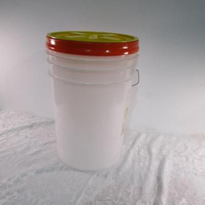 Bucket with Gamma Seal lid