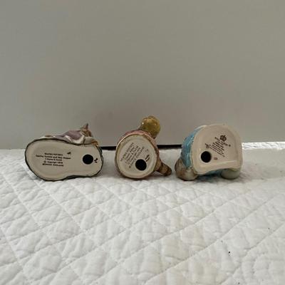 UBA1292 Lot of Three Beatrix Potter Kitten Figurines