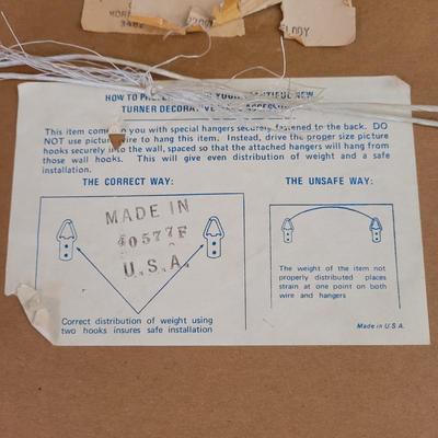 Round Wood Framed Bird Wall Art (PB-EL)